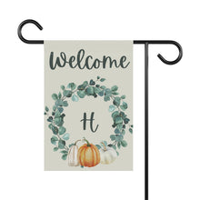 Cargar imagen en el visor de la galería, Garden Flag: Monogram Wreath Pumpkin-H
